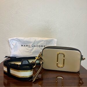 Marc Jacobs Snapshot Crossbody Bag